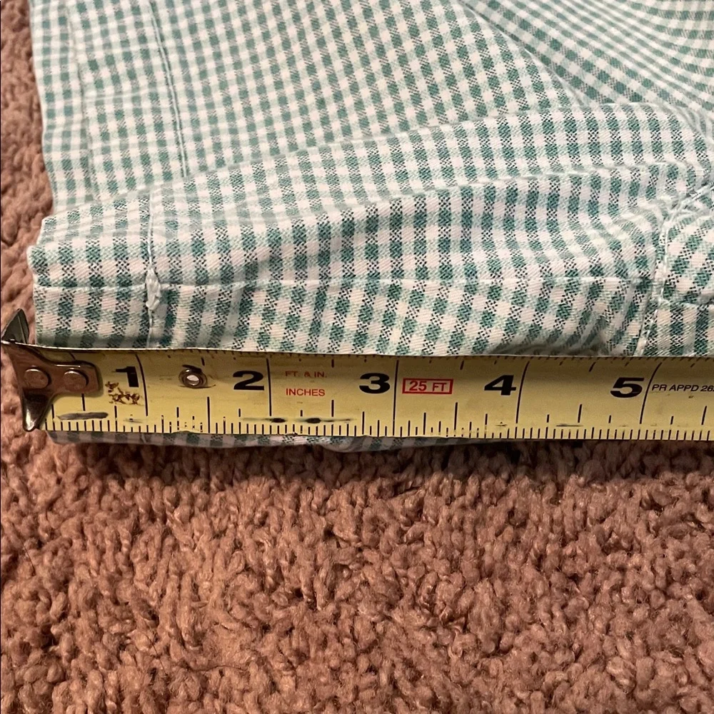 Chic Checkered Shorts - Picture 3 of 7